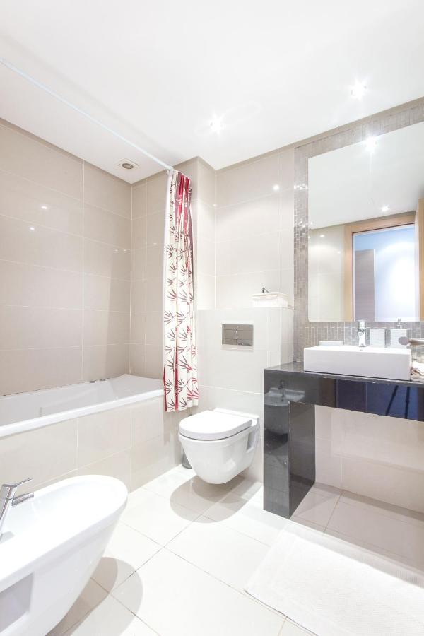 Lumineux Et Vue Degagee Sur Piscine A Prestigia Apartman Marrákes Kültér fotó